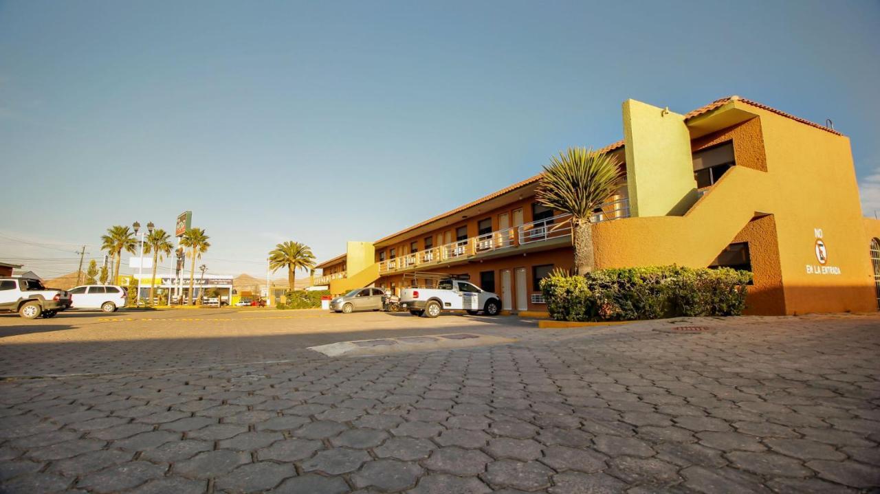 Hotel & Suites Marrod Chihuahua Exterior foto